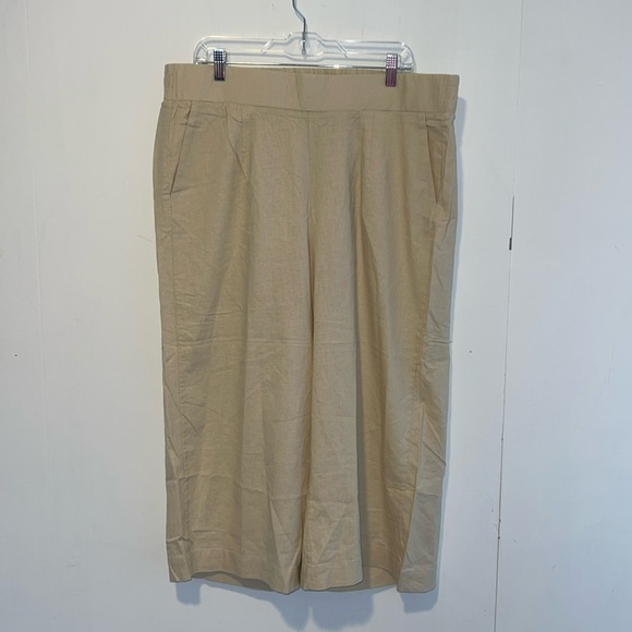 Torrid Cream Color Wide Leg Womens Capris AA19 - Picture 1 of 5